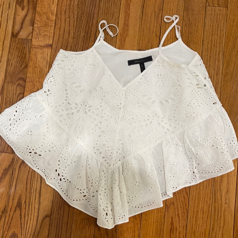 BCBG Maxazria white detailed cropped top